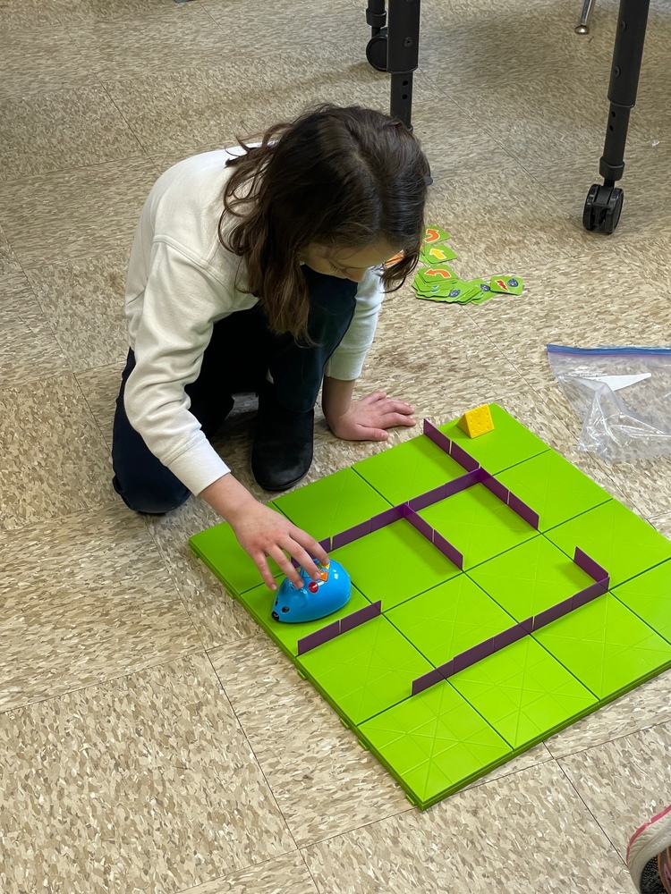 Robotics Introduced in Kindergarten at SMS St. Mary School Swormville